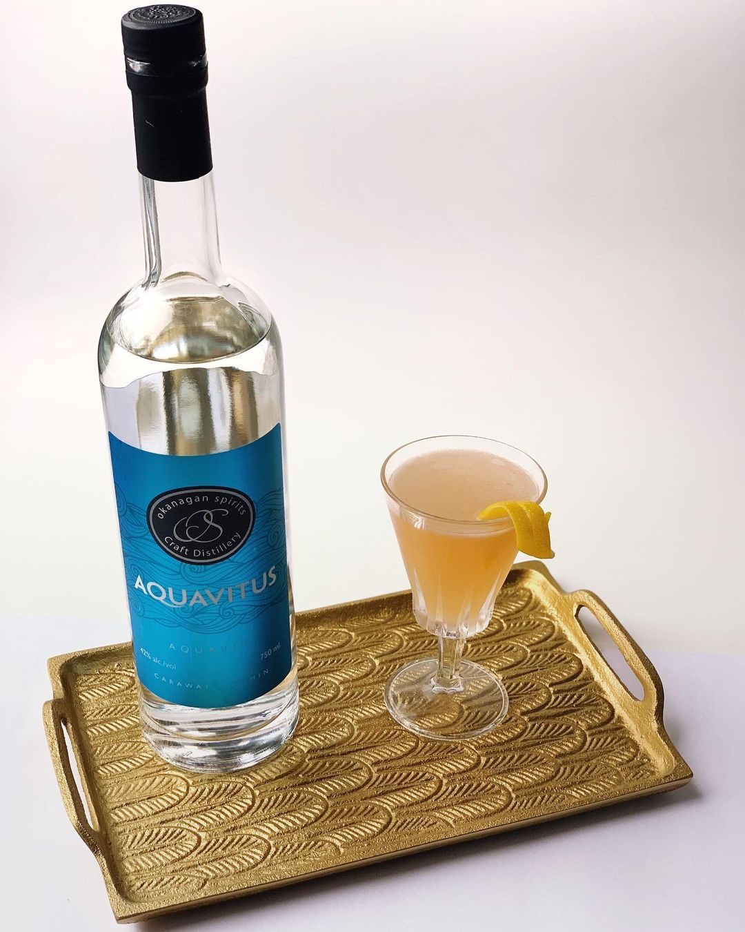 Elderflower & Grapefruit Sour Drink Image